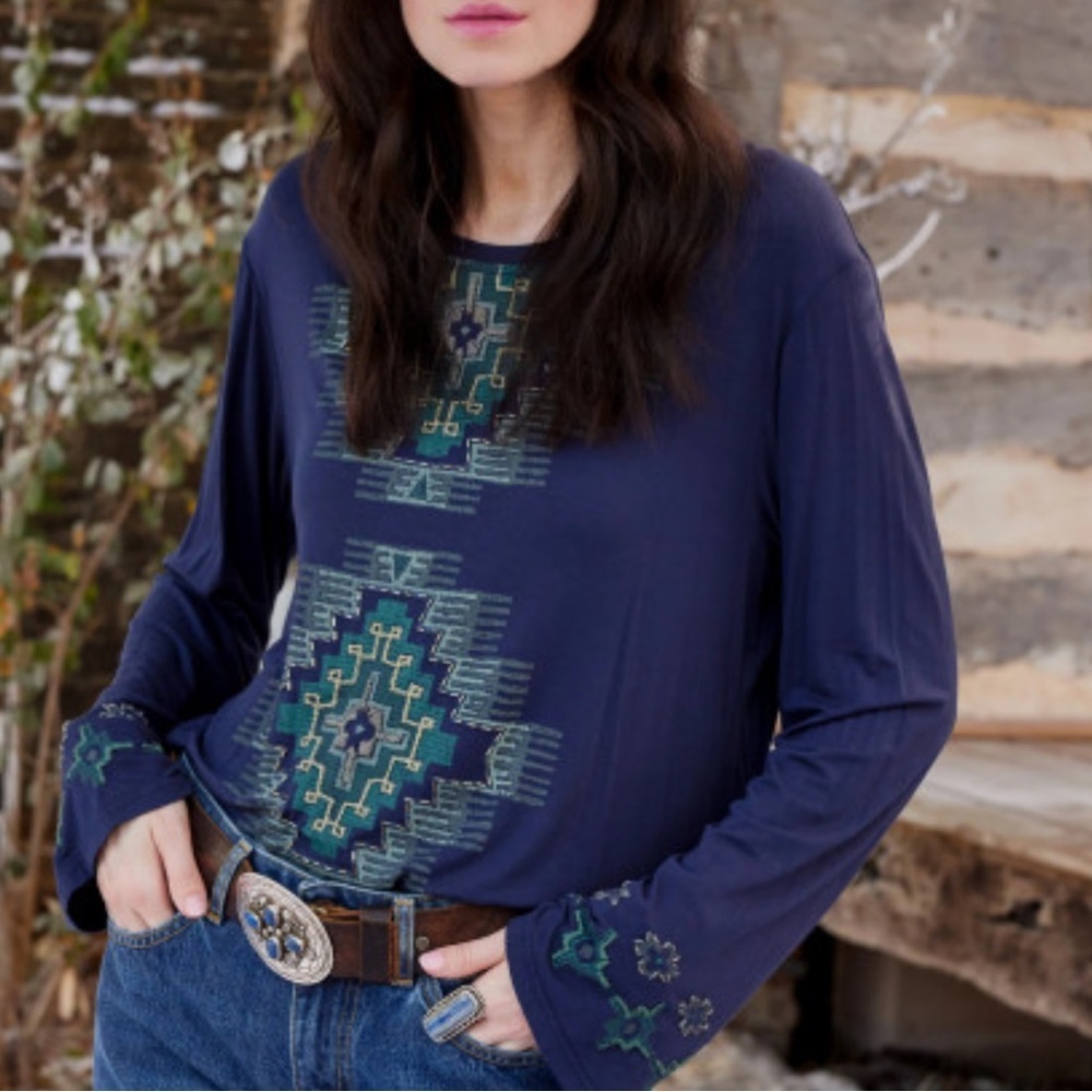 Double D Ranch Navy and Teal Embroidered Top